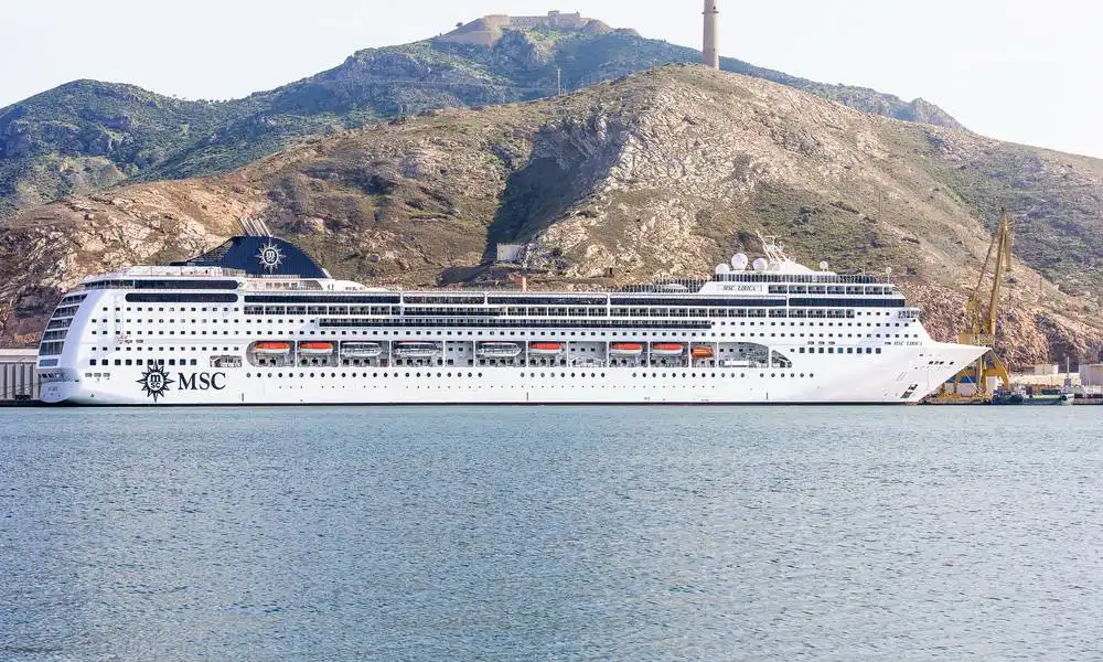MSC Lirica